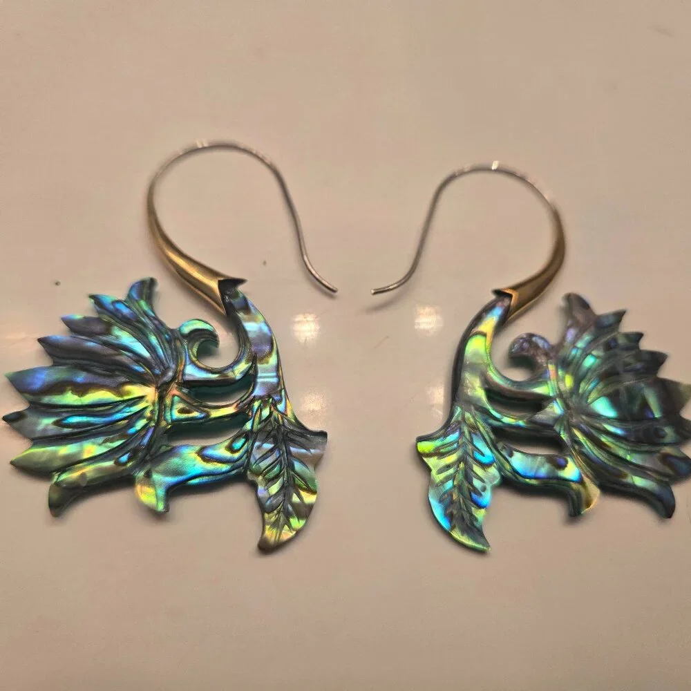 Abalone sea shell lotus flower earrings - Picture 9 of 15